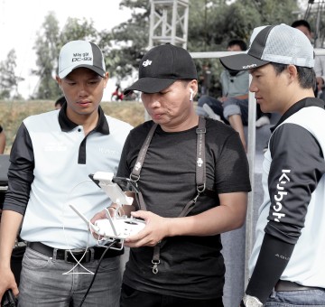 Chụp ảnh Quay Phim Hoàn Công